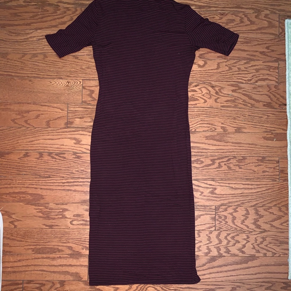 Black and Burgundy Striped Dress - Picture 3 of 4